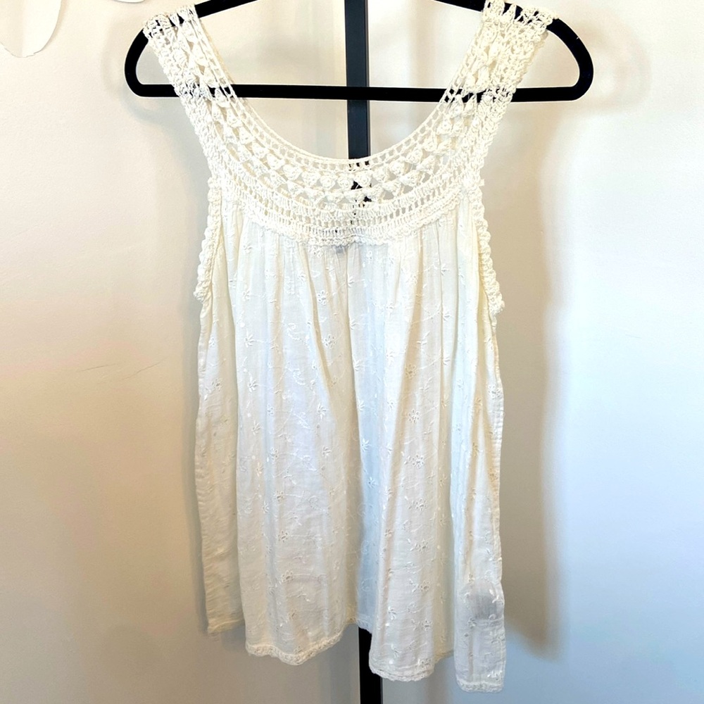 Chaudry KC White Cotton Tank Embroidered Size Medium